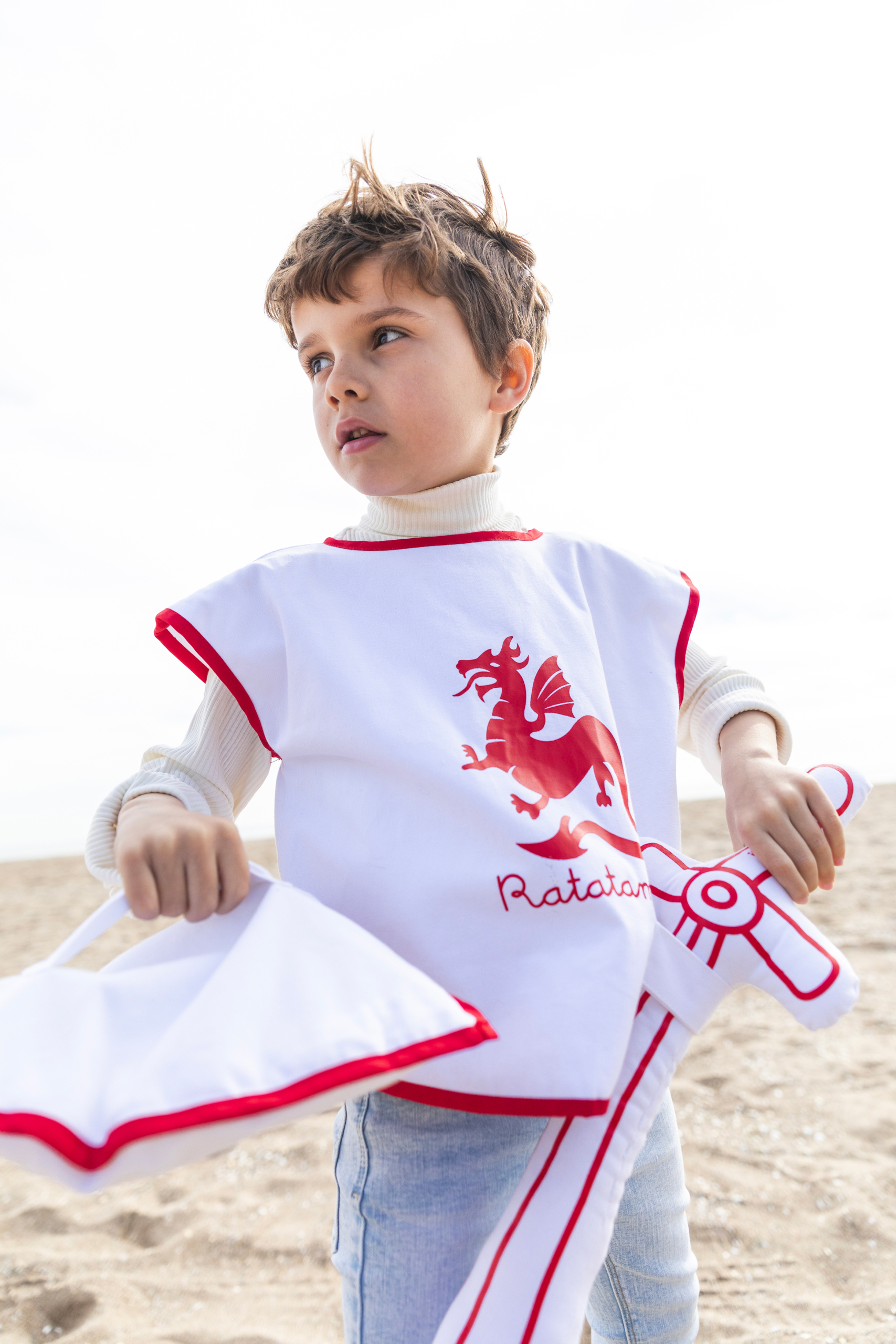 KIT DE DEGUISEMENT CHEVALIER ROUGE ENFANT RATATAM