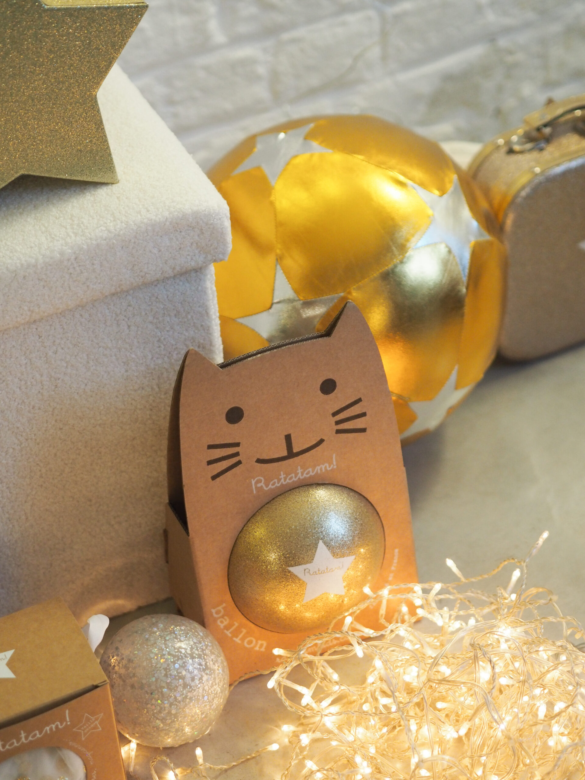 RATATAM KIDS BALLONS, JOUETS, DEGUISEMENTS, CAPES, JUPES POUR ENFANTS CADEAUX DE NOEL RATATAM KIDS BALLONS, JOUETS, DEGUISEMENTS, CAPES, JUPES POUR ENFANTS CADEAUX DE NOEL