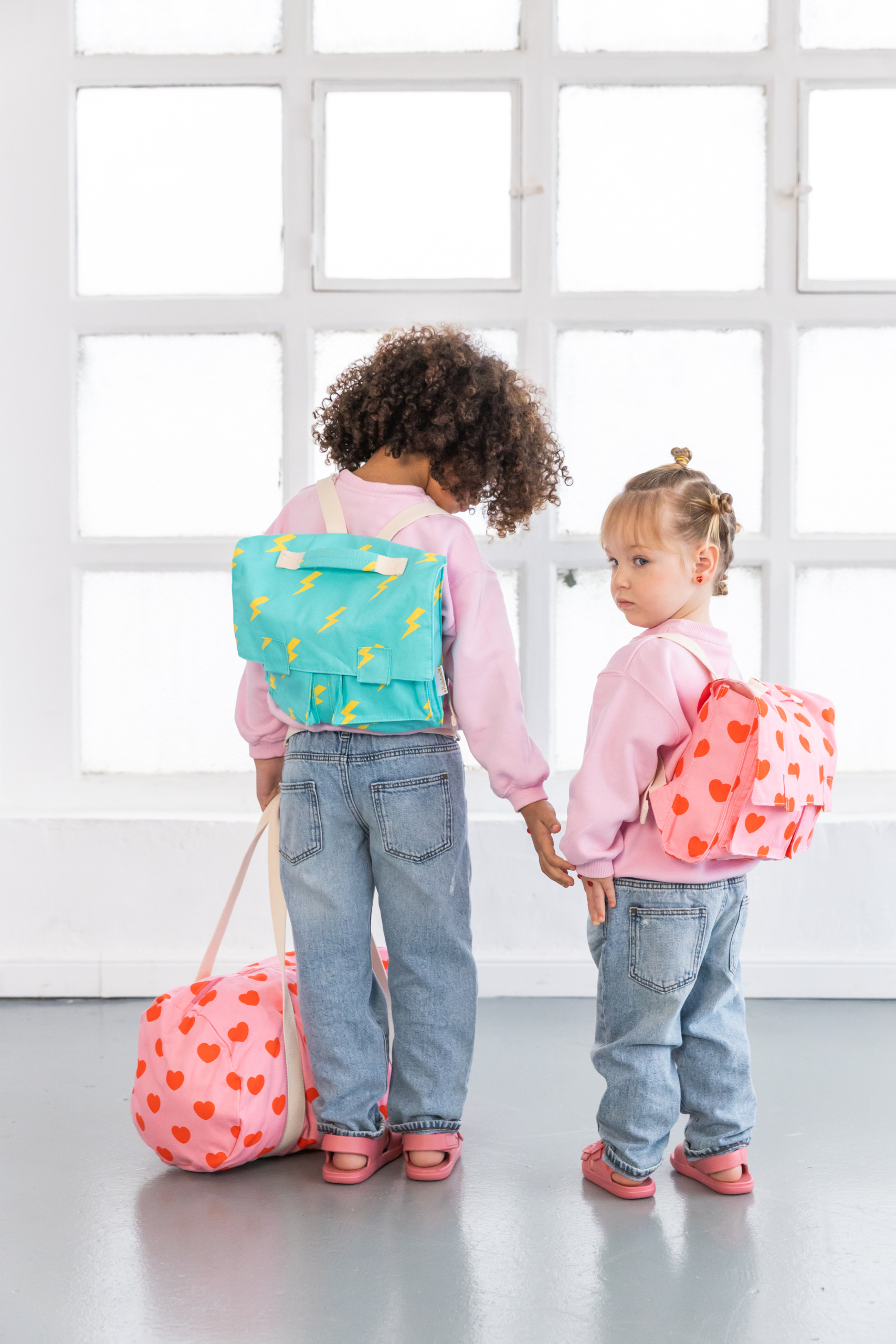 CARTABLE ENFANTS RATATAM BLEU ECLAIRS ET ROUGE COEURS CARTABLE ENFANTS RATATAM BLEU ECLAIRS ET ROUGE COEURS
