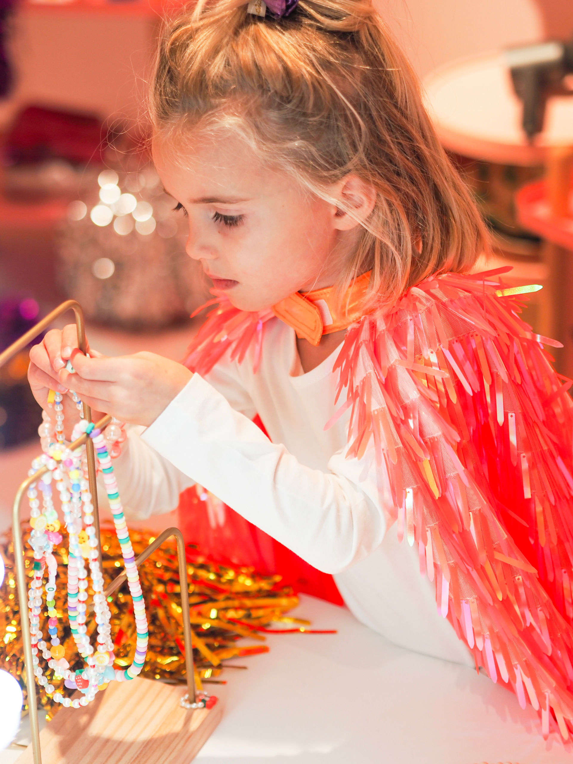 CAPE HOLOGRPAHIQUE CORAIL DEGUISEMENT ENFANTS RATATAMCAPE HOLOGRPAHIQUE CORAIL DEGUISEMENT ENFANTS RATATAM