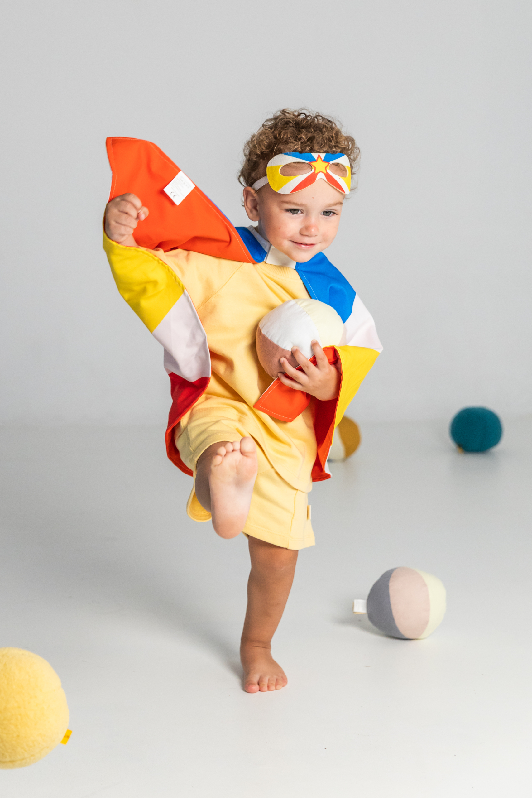 BABY SET SUPER HERO ROUGE POUR ENFANT DEGUISEMENT HERO RATATAM