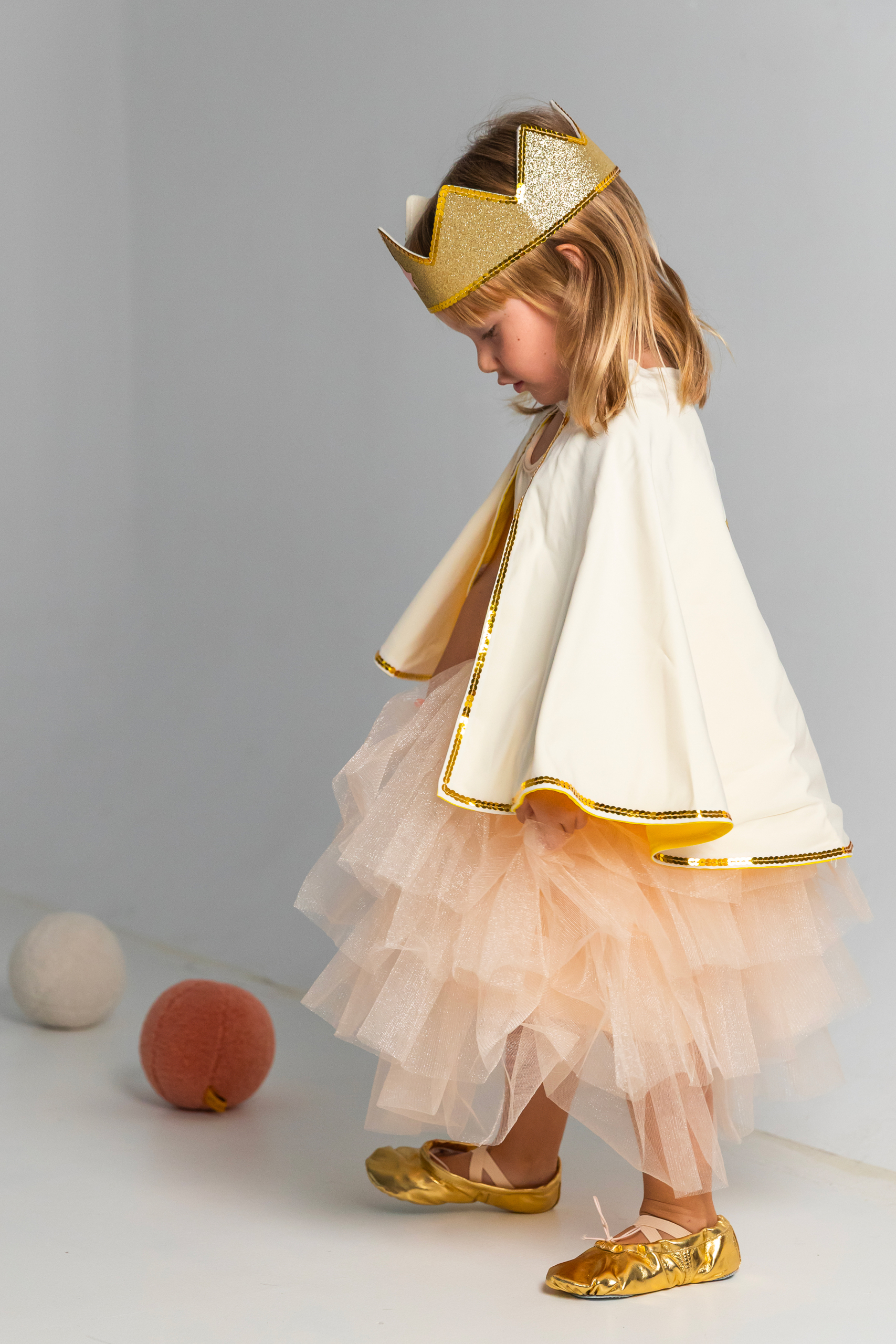 BABY SET CAPE COURONNE OR DEGUISEMENT ENFANT